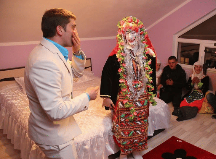 Amazing pictures of bride in Bulgaria. 