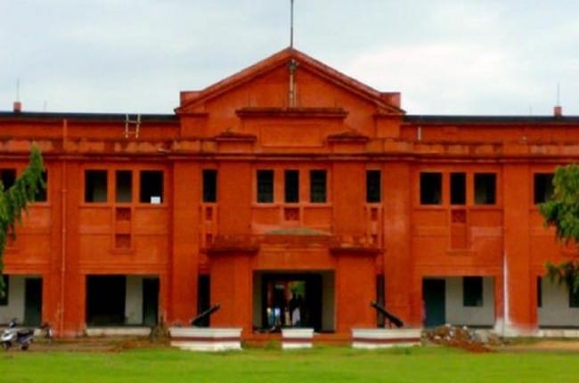 VC of ravinsha university resigned from his position