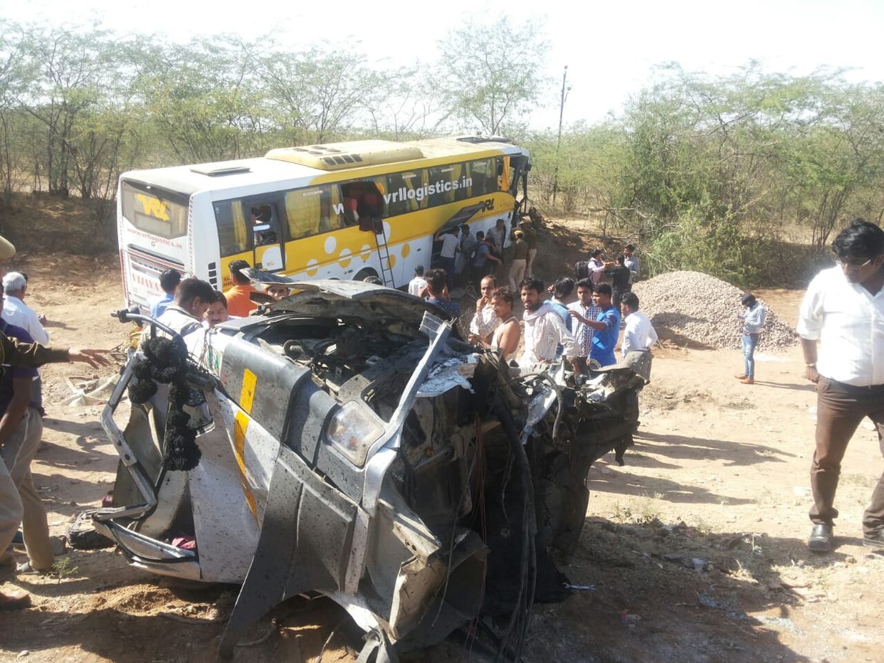 three died in a road accident in sirohi rajasthan