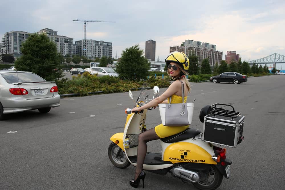 scooter riding tips, be careful while riding a scooter