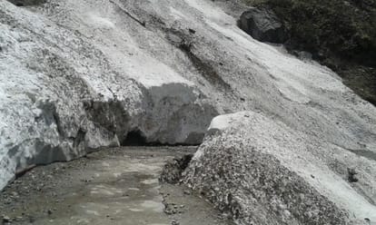 devotee can note see snow on char dham yatra route