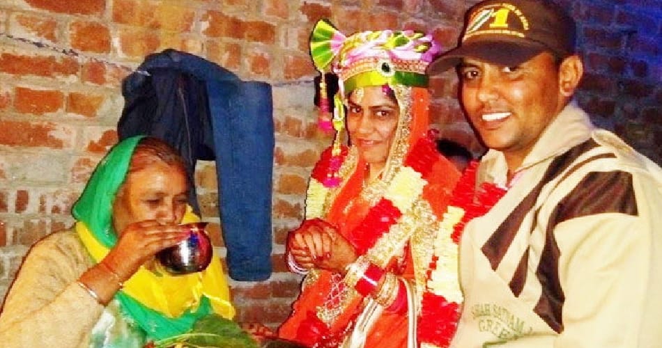 unique marriage at bathinda, bride came to take barat, tied sehra and mehandi on groom hand