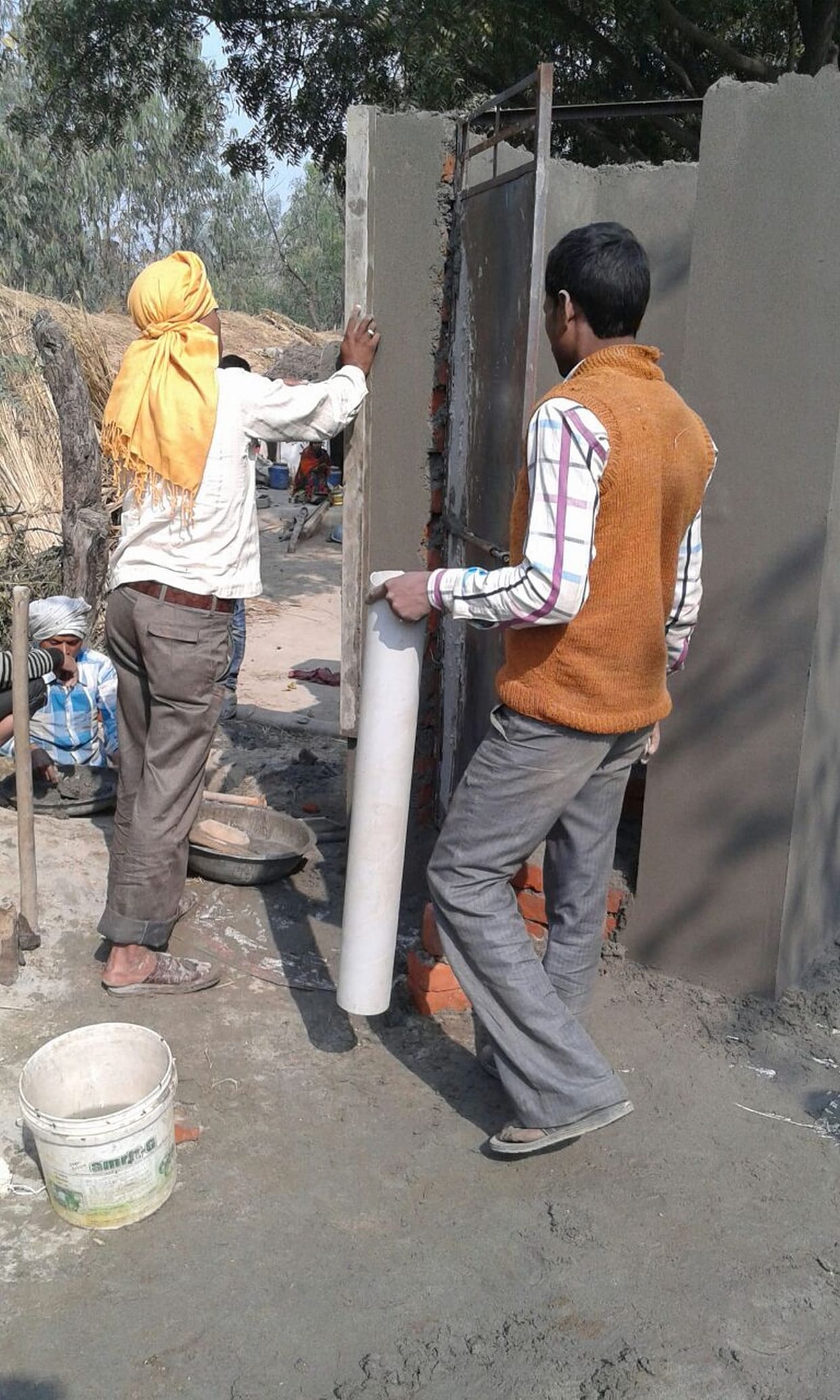 Become engaged in Khudwara toilet