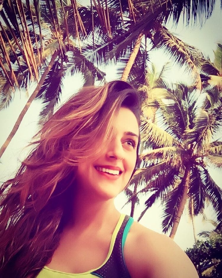 Salman, Govinda's heroine Aarti Chhabria is back, hot pictures go viral on social media