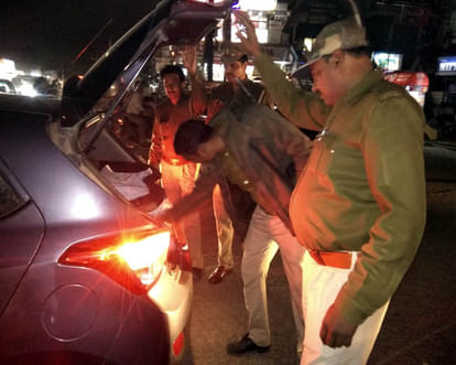 alert uttarakhand after bomb found in uttar pradesh assembly