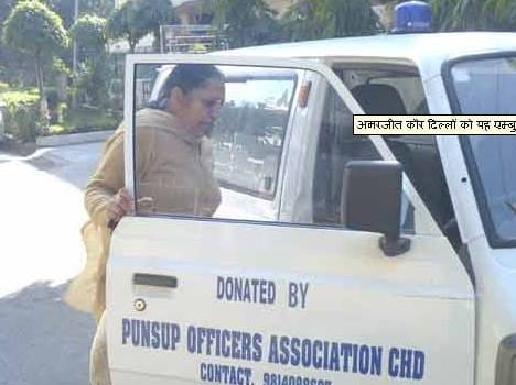 Women's Day 2017, salute to unique lady amarjeet kaur, who does creamation of heirless dead bodies