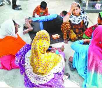 Husband and father-in-law beaten marriages, then burnt alive