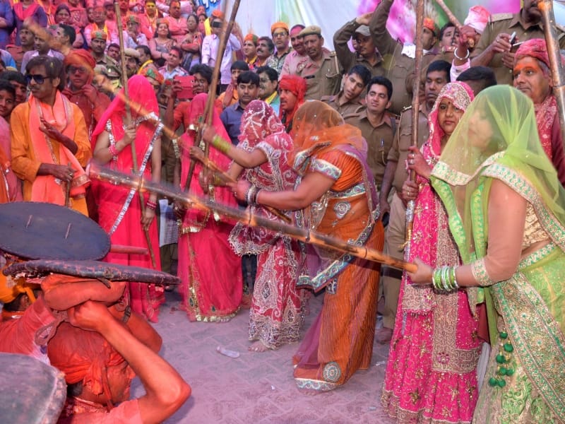 lathamar holi in barsana of mathura