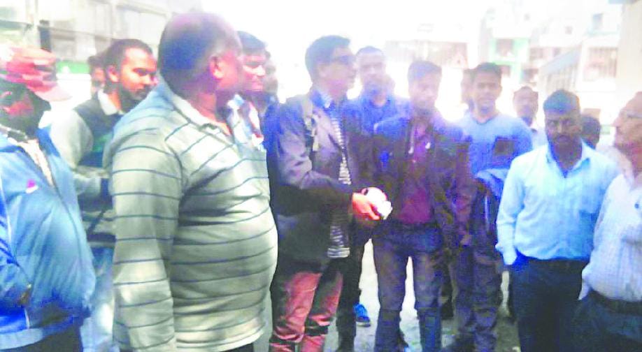 Commotion for passengers if they are not received