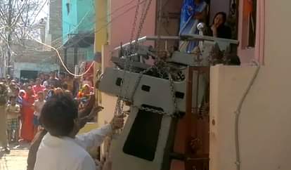 Agra police unveiled illigal pistol factory