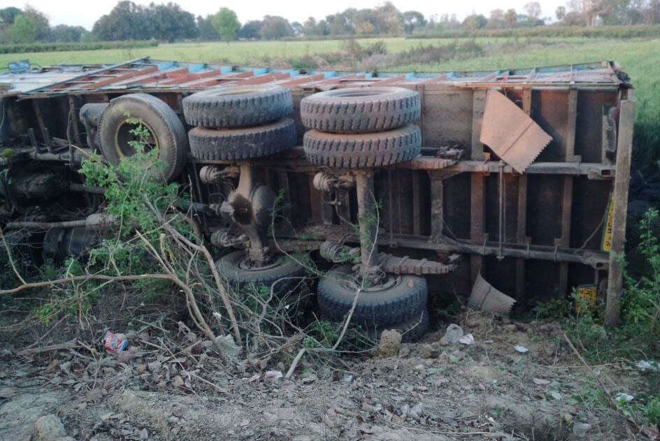 Five injured in road accident, one serious