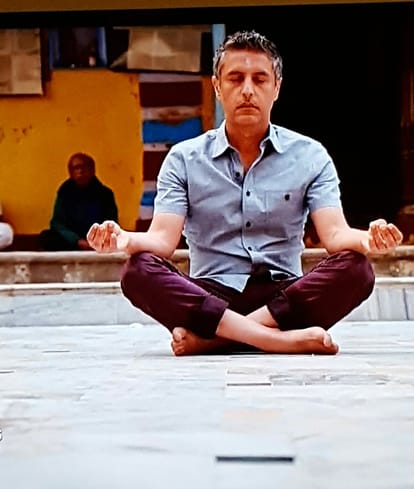 CNN tells Hindus to cannibals, flutter Tulsi Gabbard