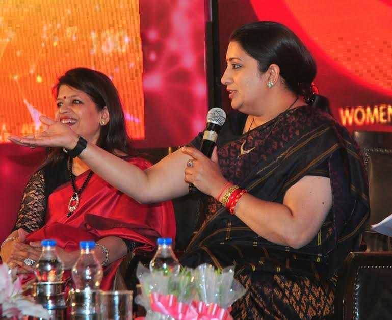 Textile minister smriti irani in jaipur