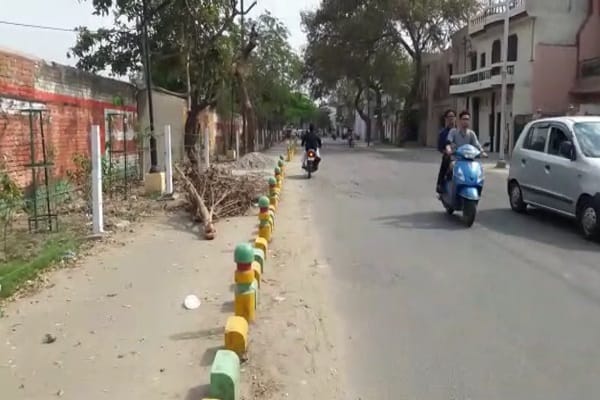 Let me know if someone shows this by cycling track of CM Akhilesh