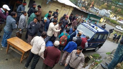 Junior Engineer arrested with bribe of 50 thousand