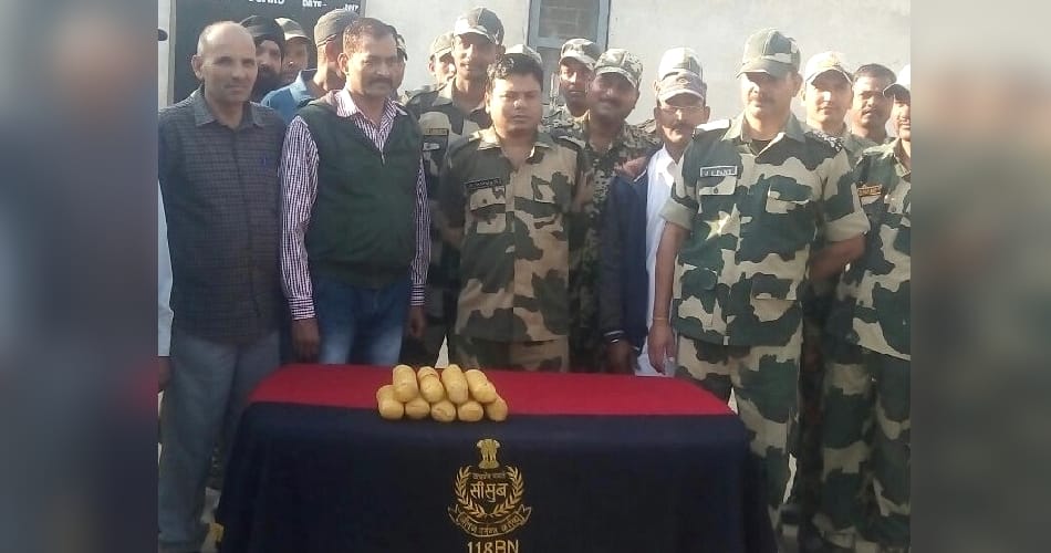 bsf caught 6 kg heroine from indo pak border, punjab news