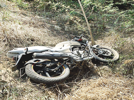 Two students die on bike, two killed in Safari collision