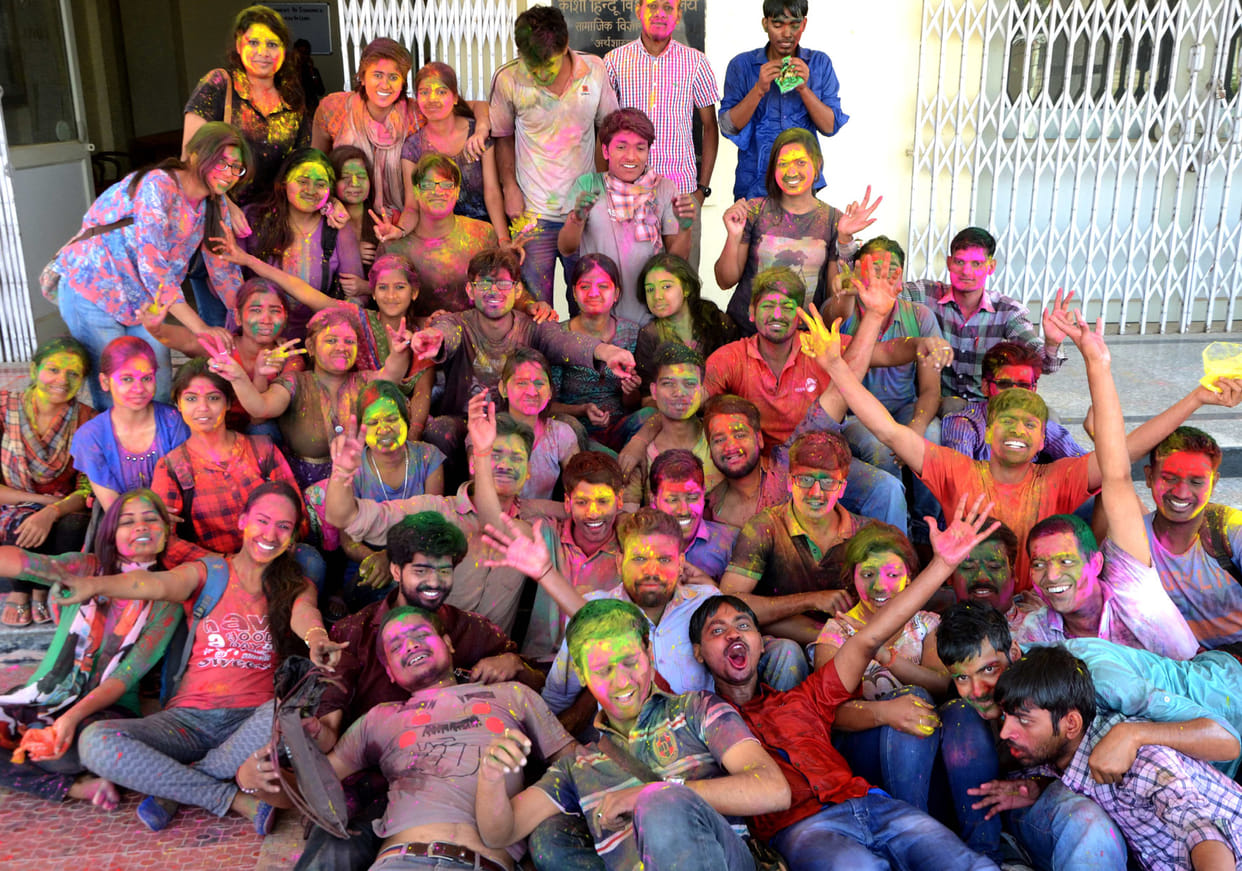 beware on this holi with chemical colour