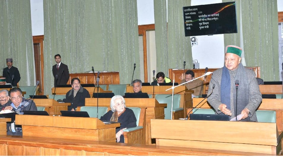 MLA Rakesh Kalia Criticise HP Govt in HP Vidhan Sabha.