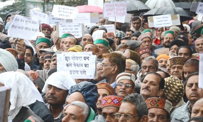 CM Virbhadra Announce that PTA, PAT and SMC Teachers will be regularized.
