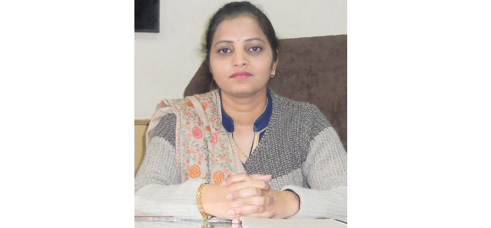Woman IPS SP Anjum Ara Solan Himachal Pradesh