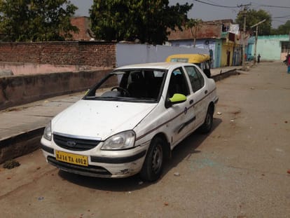 To throw garbage, throw stones at two sides in jaipur