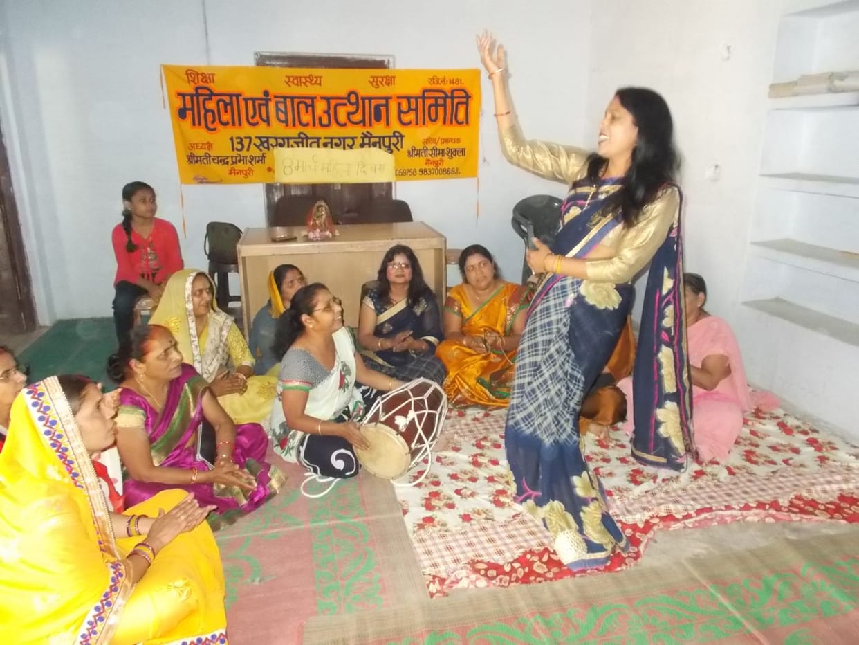 mahilaon ke sammaan aur bhroon hatya ke virodh kee lee shapath
