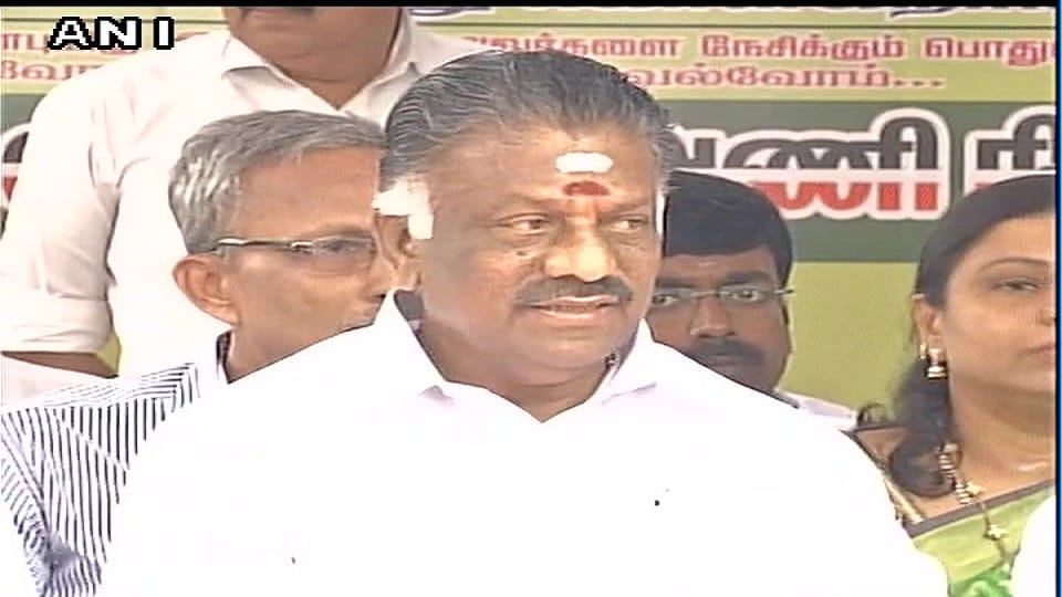 Panneerselvam a hunger strike demanding CBI probe into Jayalalithaa's death