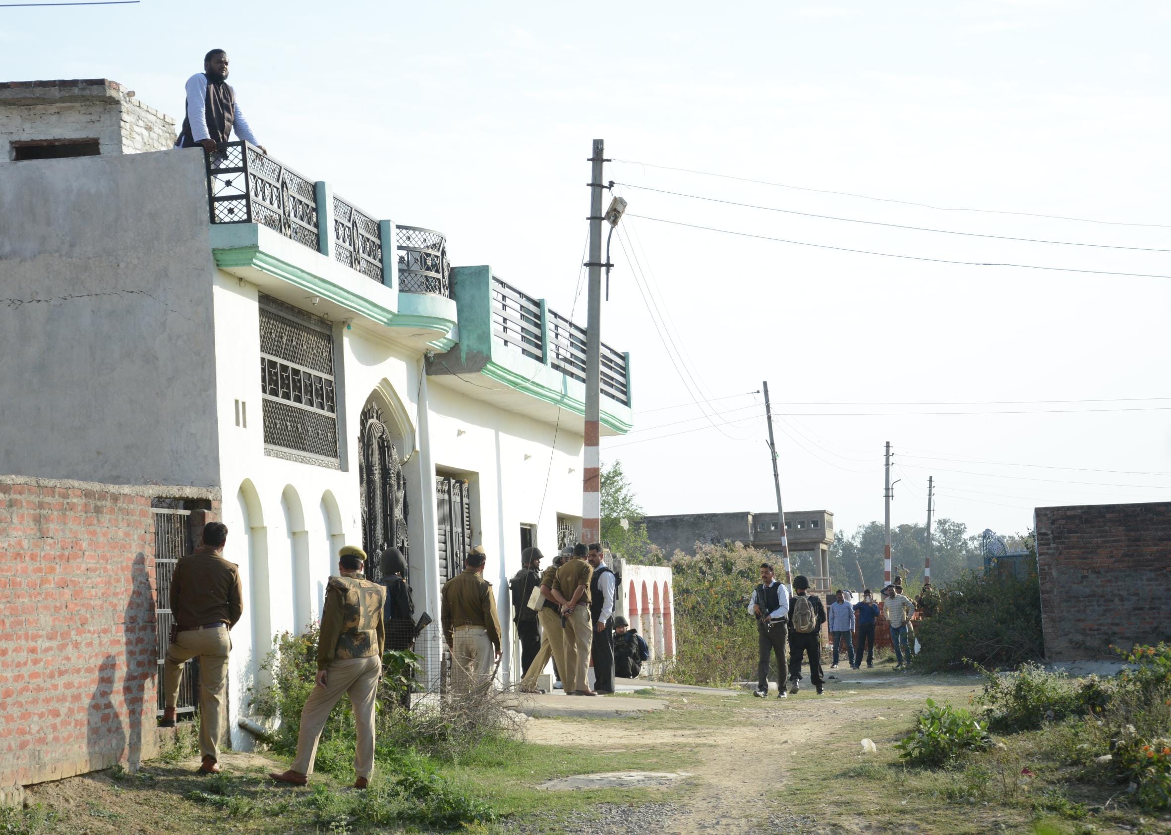 neighbours revealed many things about lucknow terrorists