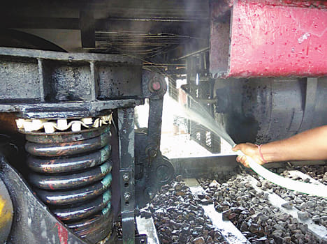 Due to the break jamming of Jodhpur Howrah