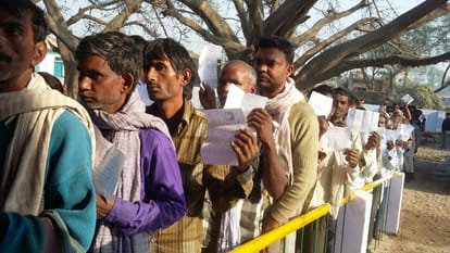  BJP was main fighter in every step of Uttar Pradesh election.