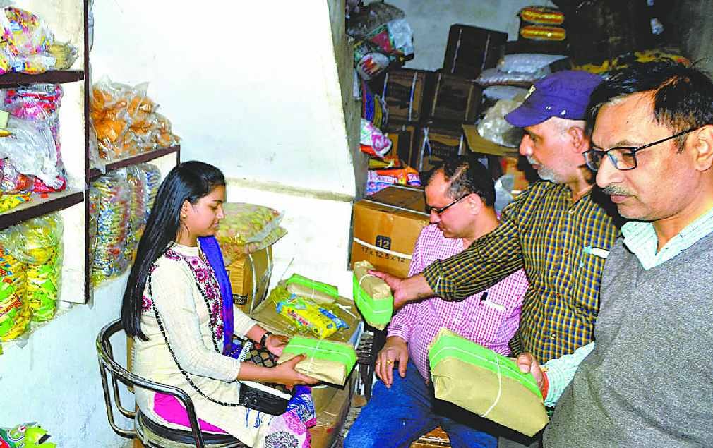 Food security team raid on many shops including Khowa Mandi