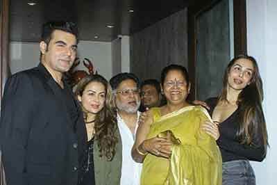 Pics:Malaika Arora & Arbaaz Khan Under One Roof