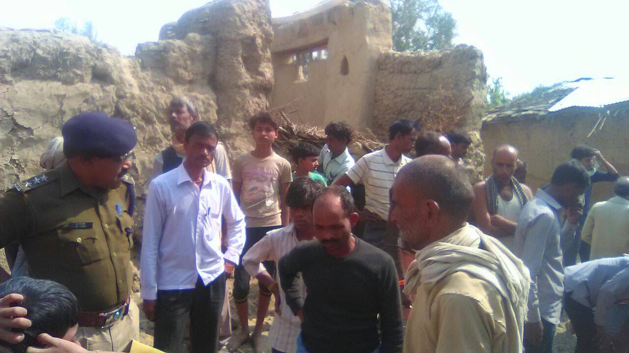 wall collapses in chitrakoot mau four death