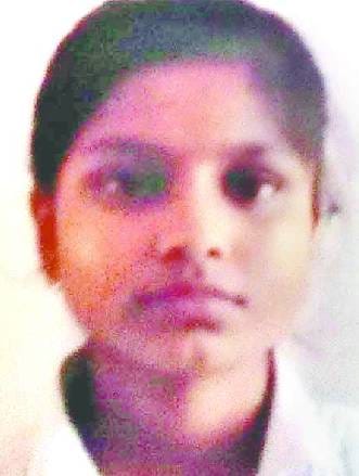 High school girl hanged on the trap