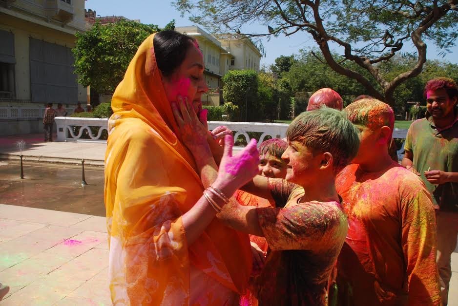 rajasthan- holi celebration in city palace jaipur