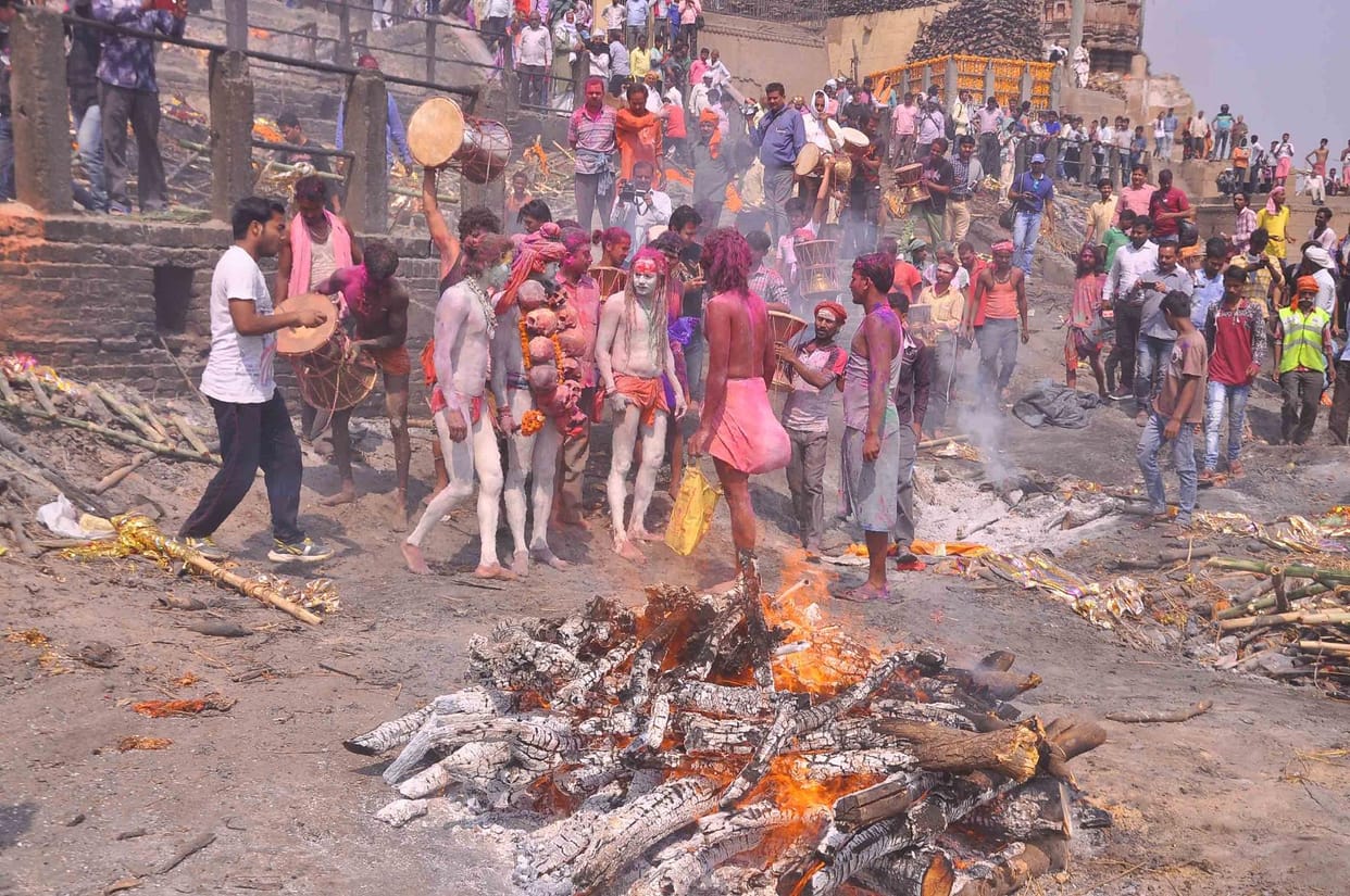 Holi With Ashes In Varanasi at Manikarnika Ghat