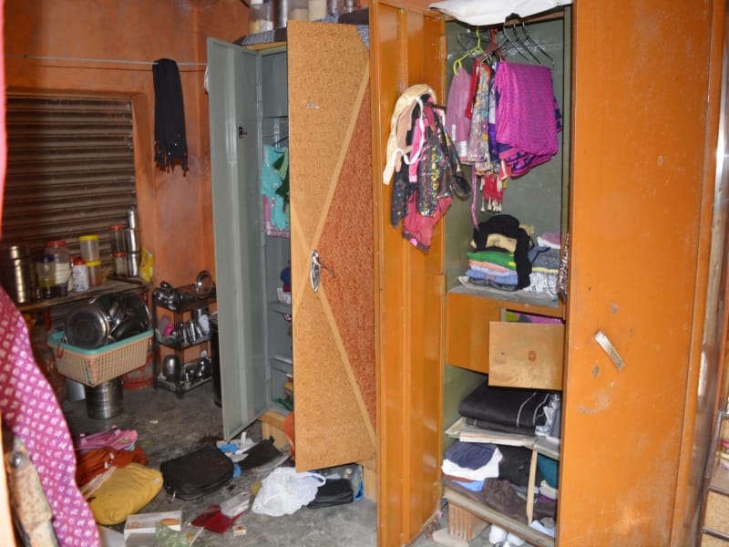 loot and murder in mathura