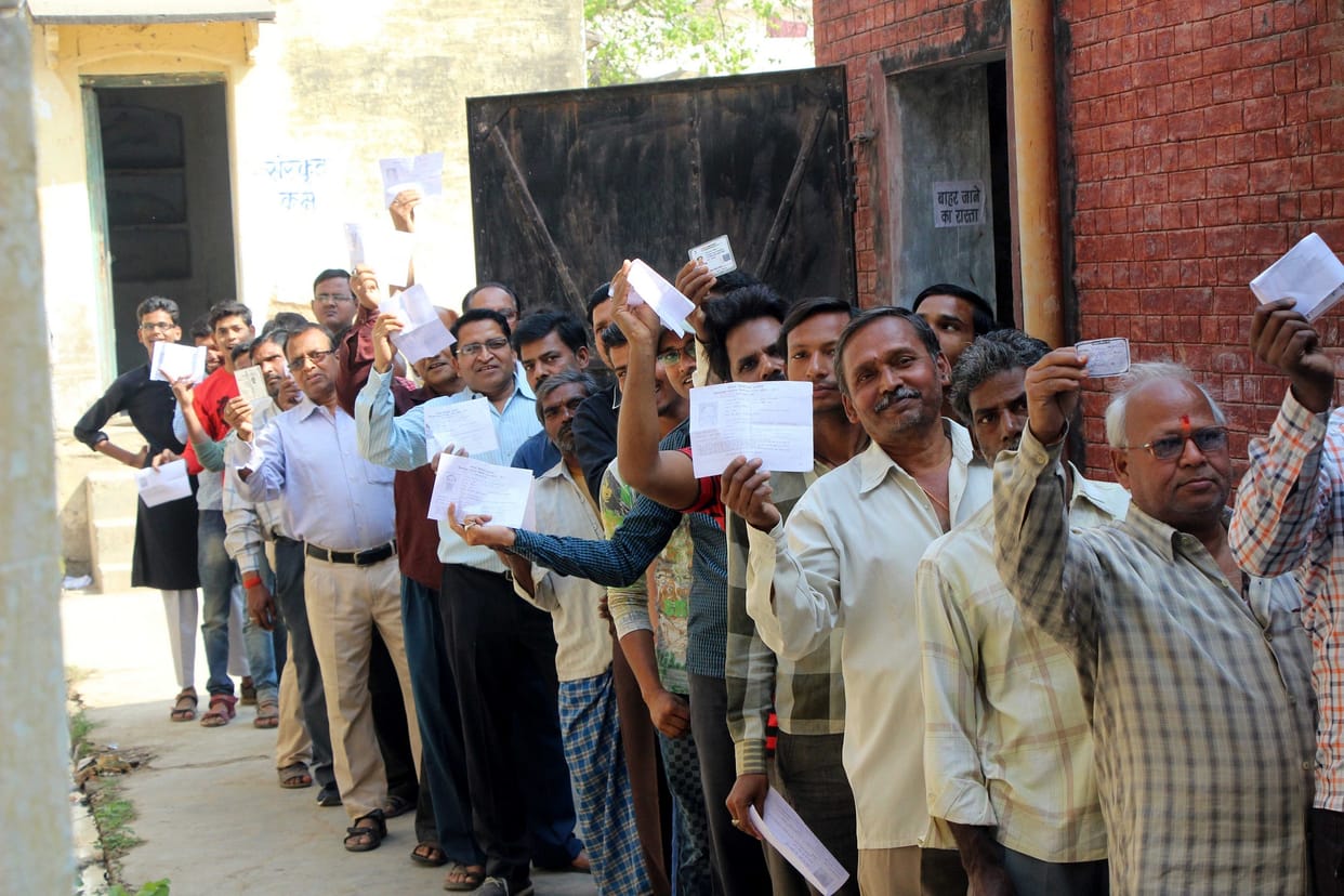 peoples from varanasi continious discusssed about election result