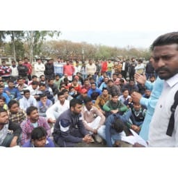 young, boy, horce, riding, stoping, dalit