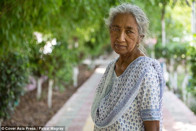 72 years old mother daljinder kaur give birth to boy baby vaya ivf, but suffering from problems