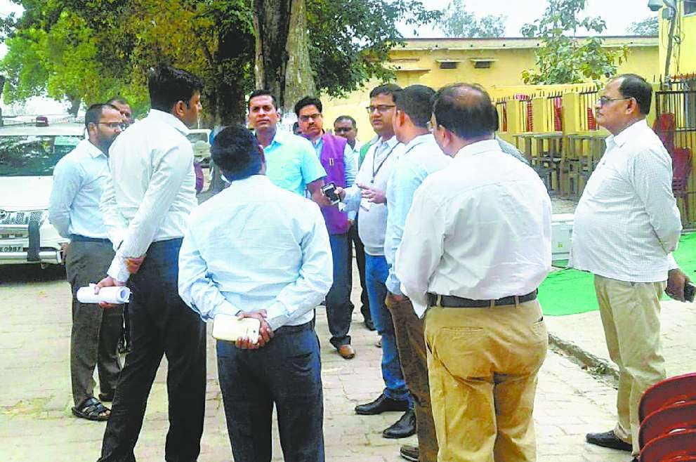 Counting of votes for Gausaiganj and Bikapur for maximum time