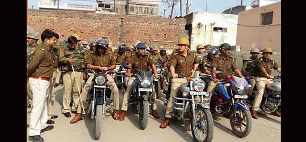 two years after iklakh in bisahara village, no happiness for holi, flag march of police