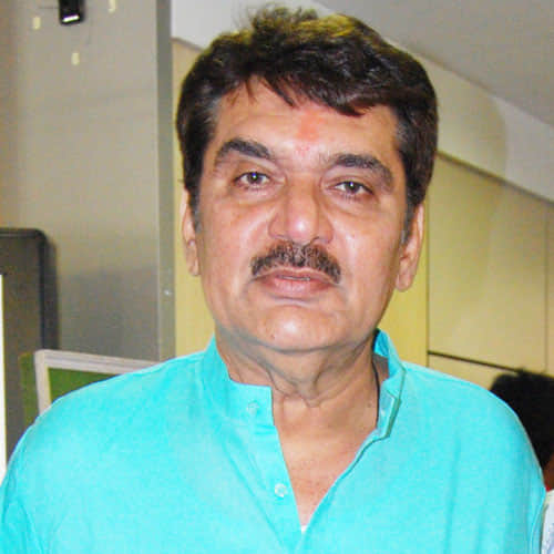 Raza Murad Visits Old Days, Says No One Can Celebrate Holi Like Raj Kapoor