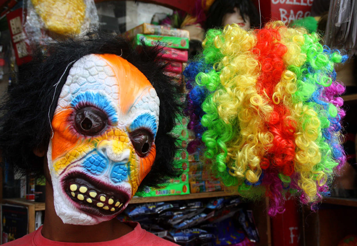 chinese product available in market on the occasion of holi