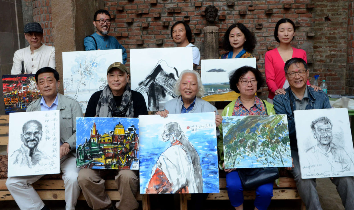 group of painters from china reached varanasi