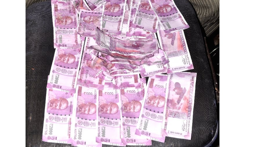 Engineering Student Caught With 2.36 Lakh Fake Currency at Shimla.