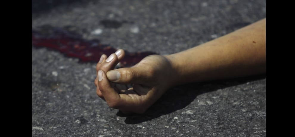 Tejab thrown on face by killing young man in dausa