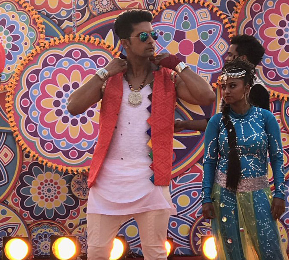 television serial cast celebrate holi