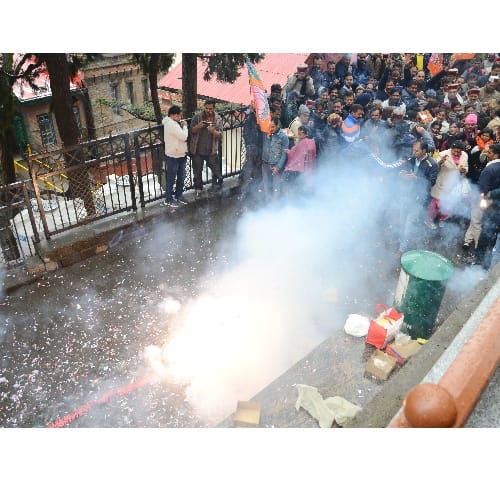 celebration over victory of bjp in uttar pradesh and uttarakhand